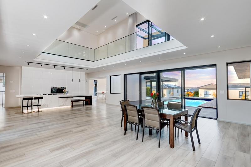 6 Bedroom Property for Sale in Clara Anna Fontein Western Cape
